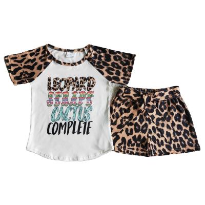 China Formal Boutique Kids Clothing Shorts Sleeve Top With Letter Print And Leopard Shorts 2 Pieces Of Outfits for sale