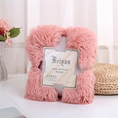 China Custom Size Faux Fur Luxury Super Soft Disposable Long Plush Sofa Throw Blanket 2 Ply Hair Fleece PV Blanket for sale