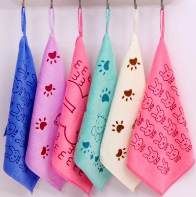 China Small Face Towels 25*25cm Hypoallergenic Microfiber Towels Home Wholesale With Logo Custom Printed Towel for sale