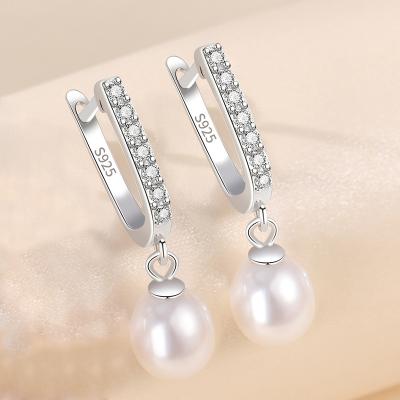 China 2021 Fashion Famous Pearl Earrings Silver High Quality Hawaiian Pearl Earring Jewelry Designer Pearl Earring for sale