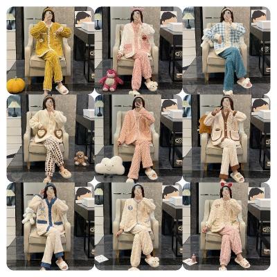 China QUICK DRY Pajamas For Women In Autumn And Winter, Jacquard Velvet Thickened Flannel Suit Home Inventory, Warm And Oversized Clothes for sale