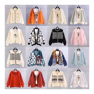 China Wholesale Autumn Women Long Sleeve Anti-wrinkle Short Knitted Cardigan Bullets Clothes Wholesale Apparel Stock for sale