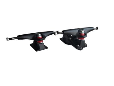 China OEM professionele standaard metalen skateboard trucks hoge sterkte Te koop