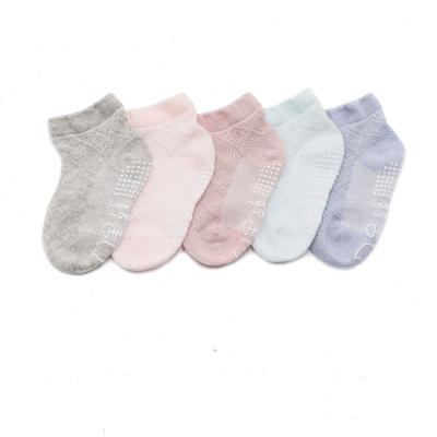 China China Antibacterial Supplier Reassure Winter Knitted Infant Designed Baby Socks for sale