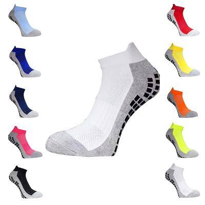 China Custom Sports Anti Slip Sports Football Furry Grip Socks Mens Athletic Running Football Furry Socks for sale