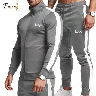 China Soft Sweat Wicking Training Outdoor Fitness Routine Wear Casual Breathable Tracksuits Men's Sportswear Plus Size Customized For Men for sale