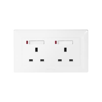 China 13A White PC Recessed Grounding Two Pole Single Phase Double Switched Wall Outlet Q3W062 for sale