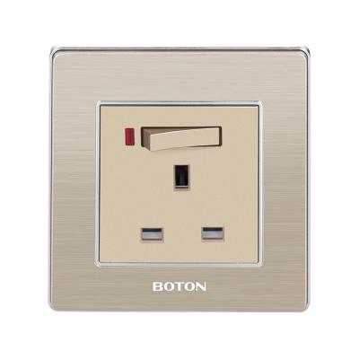 China Q6 Series 13A Single Phase Recessed Socket Two-Pole British Standard Wall Socket Q6C060 for sale