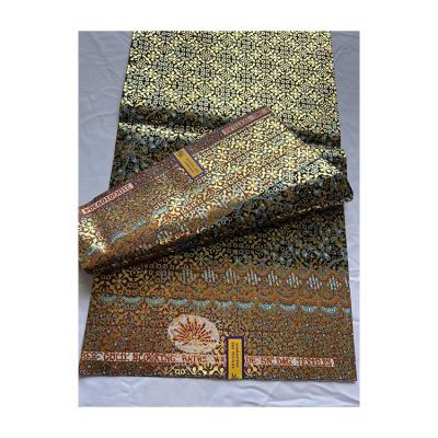 Chine Custom Waterproof Polyester Fabric Printed Cheap Price Polyester Fabric Bronzing Process à vendre