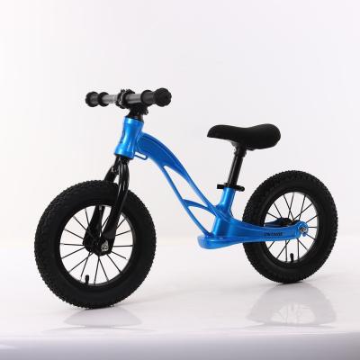 China 2020 Street Chinese Factory Integrated Magnesium Alloy Kids Balance Bike For Toddlers for sale