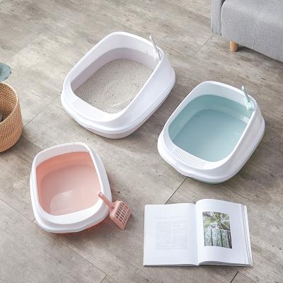 China Low MOQ Sustainable Partially Enclosed Cat Toilet Box Cat Toilet Xxl Cat Bin Toilet With Scoop for sale