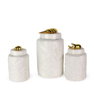 China Emboss Pot Home Decoration White Emboss Ceramic With Insect Handle 30% Deposit Avalaible SGS/BSCI/SEDEX 300 for sale