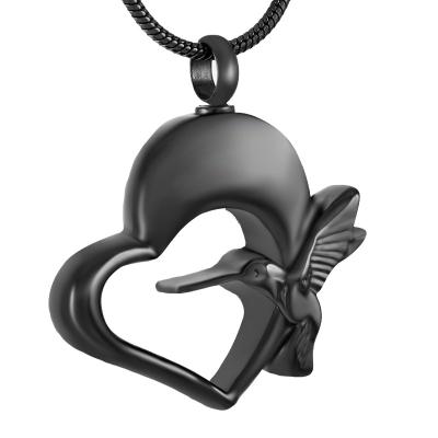 China Three-dimensional heart-shaped personality bird necklace romantic black plated stereo hummingbird heart-shaped jewelry for sale