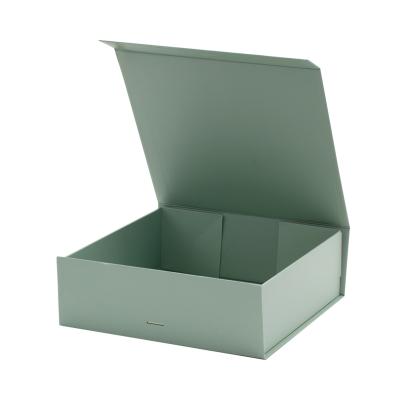 China Luxury Customized Sage Green Packing Box For Gift With Ribbon Hole Package For Vintage Wedding Flip Box For Maid Of Honor Magnetic Gift BO for sale