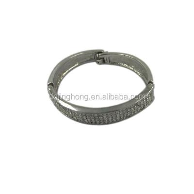 China Custom CLASSIC Crystal Bangle Zinc Alloy Bracelet For Sale for sale