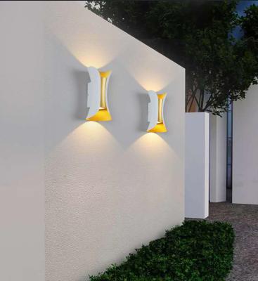 China DIFUL Street Exterior Wall Light Aluminum Led Waterproof Through Lighting Creative Home Hotel Home Garden Aisle Decoration Lamp for sale