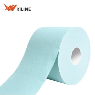 China 65gsm Heavy Duty Nonwoven Cleaning Wipes On Jumbo Roll Green Color Cusotm Logo for sale