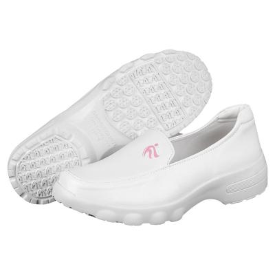 China High Quality Anti-Slip Microfiber Comfort Females White Medical Nurse Shoes For Women Hospital Nursing for sale