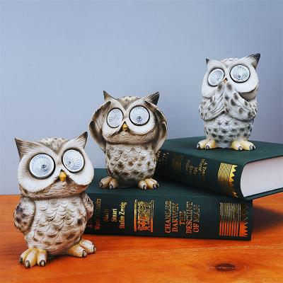 China Owl Resin Opens Decoration Anime Statue Owl Resin Opens Garden Outdoor Garden Lamp Solar Landscape Decorations for sale