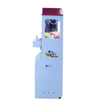 China New Shop Household Small Claw Machine Simple Mini Doll Machine Chocolate Claw Machine For Sale 45*30*155CM for sale