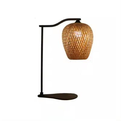 China Newly-designed Modern natural rattan table lamp and lampshade for home decor bamboo Lamp Atmosphere Desk Night Light for sale