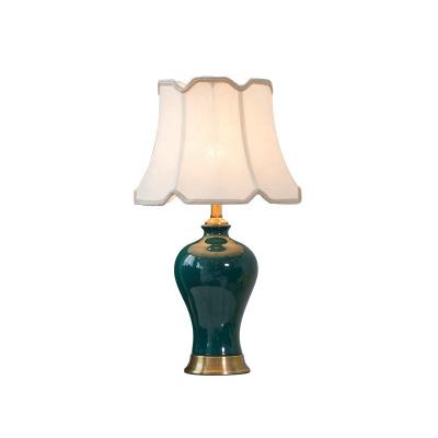 China EUROPEAN Marglice simple Jingdezhen porcelain LED lighting modern Iron bedside lamp bedroom green palace ceramic table lamp for sale