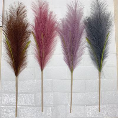 China Highly Ornamental Custom Large Festival Bouquet Natural Faux Pampas Grass Decor Artificial Dry Flowers Simulated Reed for sale