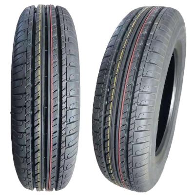 中国 トップ- フォトン・オーマーク 商用車バス用タイヤ 1200R20 900 1000-20 1100 12R22.5 トラック用タイヤ 販売のため