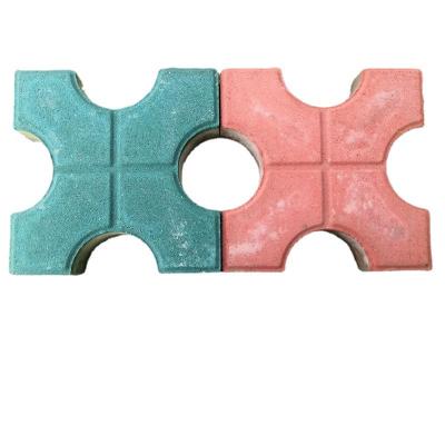 China Corner Bricks Competitive Price Family Garden Grass Planting Bricks Parking Lot Bricks for sale