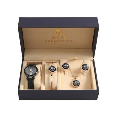 China 2020 Fashion New Women Retro Small Fresh Watch Necklace Earrings Gift Set for sale