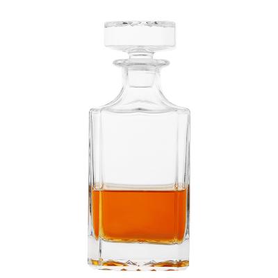 China 2022 High Quality Bar Accessories Amazon Gift Christmas Sale Crystal Glass Wine Liquor Whiskey Vodka Tequila Decanter Bottle 750ML for sale