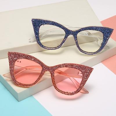 China Sale Fashion QSKY Sunglasses Best Heren Diamond Cut Sunglass Gradient Candy Color Lens Shades Trend Cat Frame Luxury Sunglasses For Women for sale