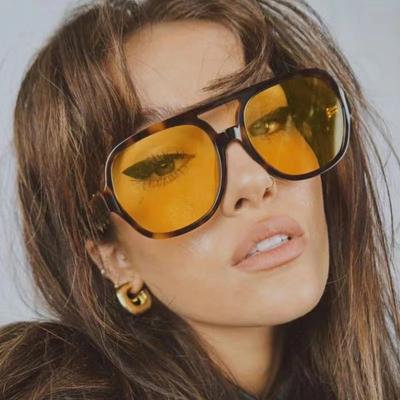 China Fashion Sunglasses 2022 Yellow Sunglasses Women Oversized Big UV400 Lentes De Sol Vintage Square Double Bridge Brand Designer Men High Quality for sale