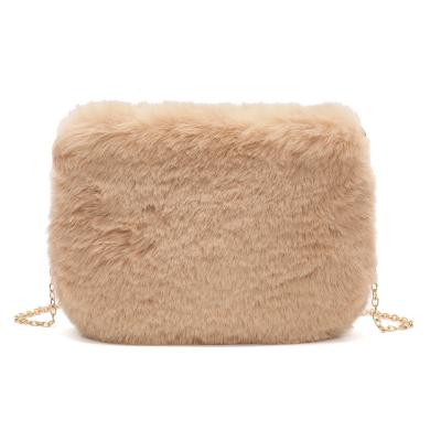 China soft & New Design Comfortable Metal Faux Fur Fabric Winter Faux Fur Chain Sling Bags Women Mini Crossbory Bag Women Purses Shoulder Bags for sale