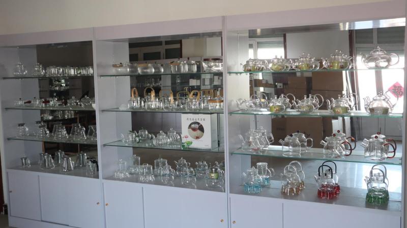 Verified China supplier - Hejian Qianxing Glassware Co., Ltd.