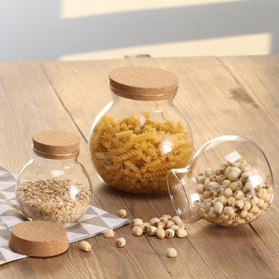 China Handmade Freshness Preservation Standard Jar 500ml Round Borosilicate Glass Storage Jar With Cork for sale