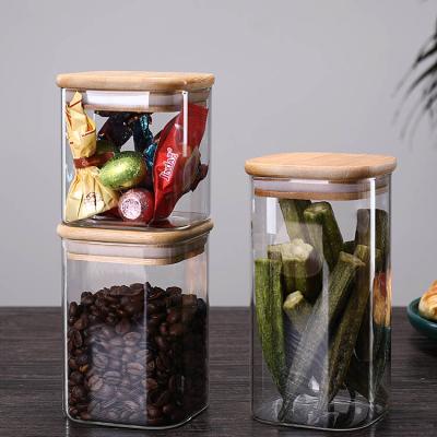 China Multiple Square Glass Jar Freshness Preservation Styles Airtight Borolicate Glass Jar Tall With Bamboo Lid for sale