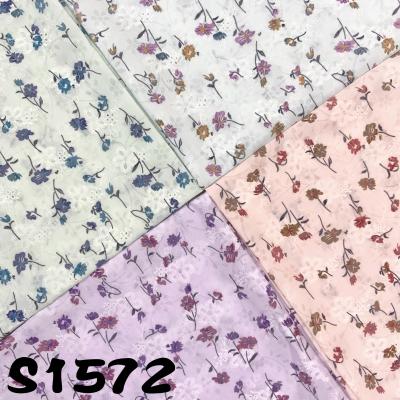 China S1572 breathable cotton, polyester scorching bottom fabric with embroidery and digital printing technology can be used as garments and skirts. for sale