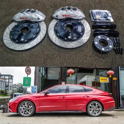 China 6 Piston Racing Caliper Brake Kit With 355*32 MM High Carbon Disc Racing And Brake Pads For Hyudnai Santana 18 Inch Rim for sale