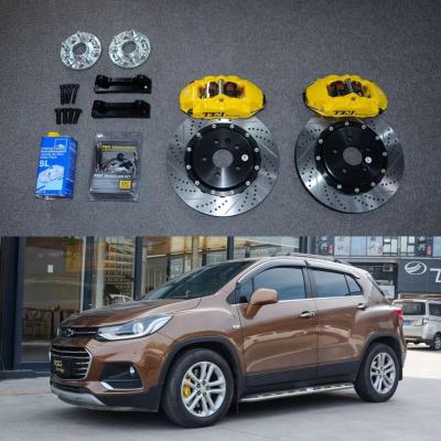 China 4 Zuiger Racing Remklauw Chevrole Big Brake Kit 355*28 MM High Carbon Disc Racing En Remblokken voor Trax 17 Inch Velg Te koop