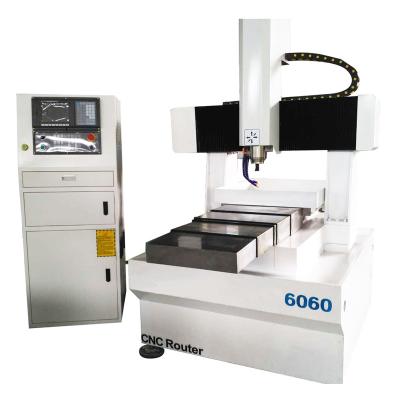 China Laser Engraving Mini Wood Aluminum Mold CNC Router Machine 6060 With ATC for sale