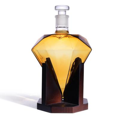 China CREATIVE Unique Shape Design Handmade Glass Diamond Whiskey Wine Decanter Glass Set for sale