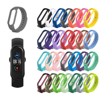 China BOORUI Pure Silicone Rubber MI Band 5 Hot Selling Colorful Strap For MI Band 5 Wristbands for sale