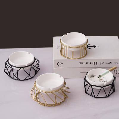 China Fasion Nordic Style Personalized Ashtray Home Outdoor Cigar Decor Table Ceramic Ashtray for sale