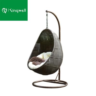 China Modern Fashionable Outdoor Egg Chair Rattan Swing Chair Metal Furniture Hanging Chair With Wholesale Price for sale