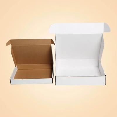 China Cajas de cartón ondulado de papel rígido OEM con tapas para el embalaje de regalos en venta