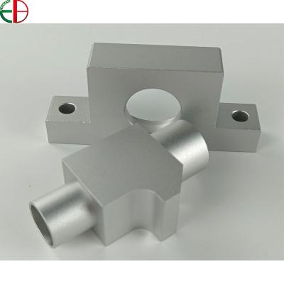 China New energy parts aluminum processing casting processing aluminum casting parts auto parts heat treatment for sale