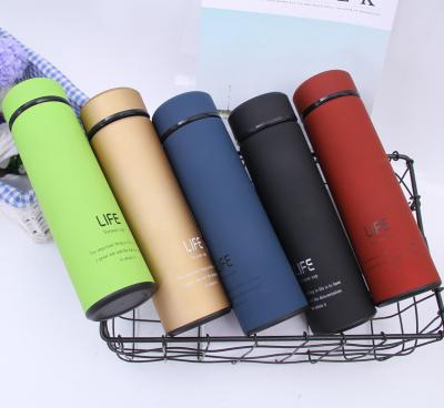 China Business Laser Engraved Custom Logo 500ml Double Wall Stainless Steel Water Bottle With Tea Filter for sale