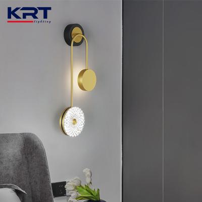 China Modern Good Quality LED Modern Nordic Black Gold Wall Lights For Bedrooms Stylish Decorative Wall Lamp for sale