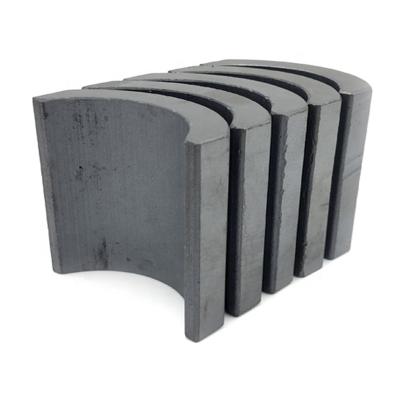 China High Quality High Temperature Lightweight Fe2O3 Arc Ferrite Magnet For Customized Business for sale